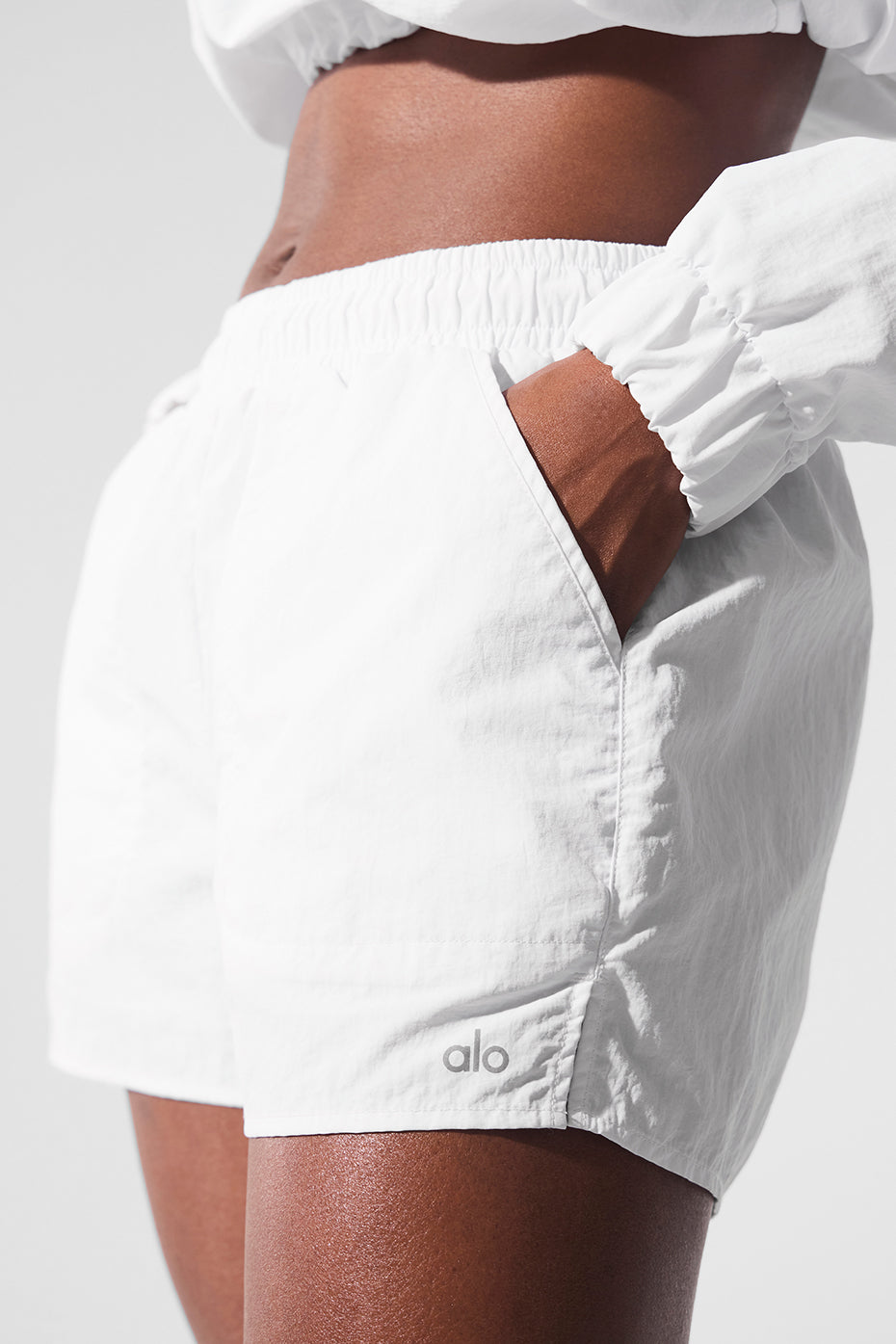 Alo Alumni Short - White